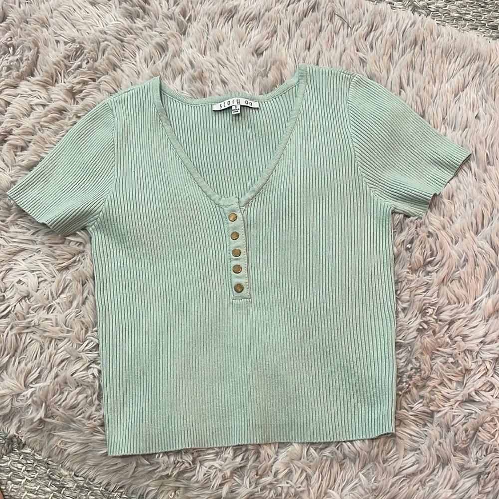 Mint color top